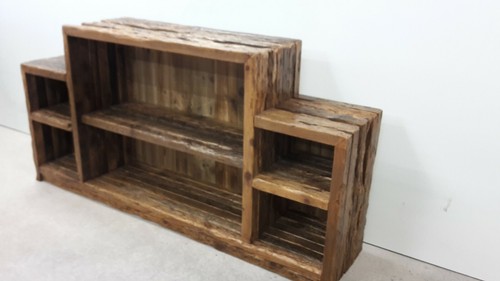 Rustic reclaimed timber - , tv